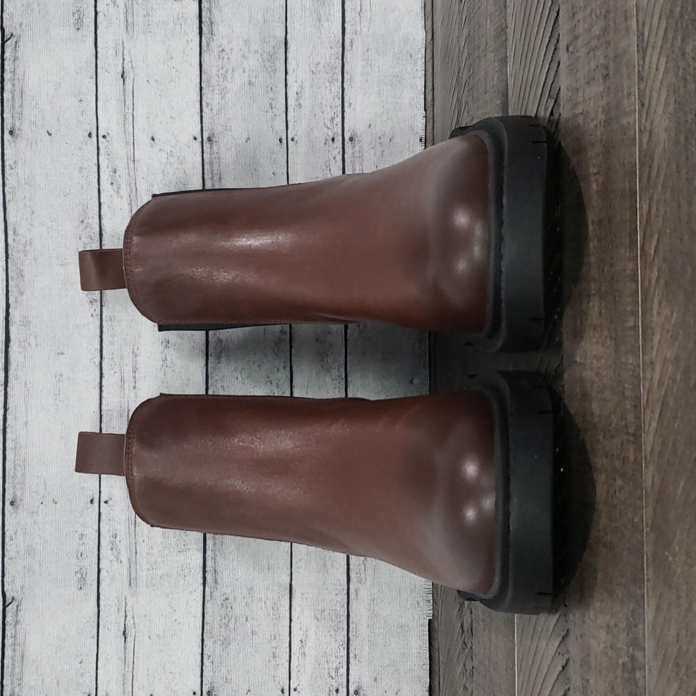 Coach-Lyden Pull On Chunky Lug Sole Bootie Walnut Size 5.5M